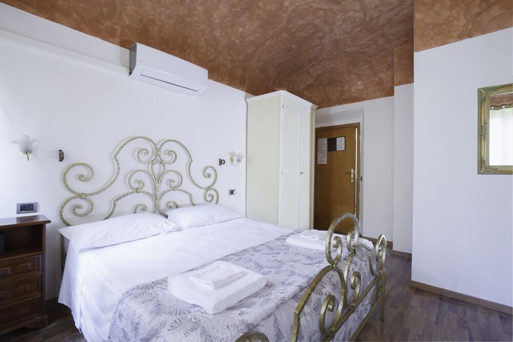 Piccolo Hotel Con Access Ztl !!! Nel Centro Storico Di Firenze !!! Ngoại thất bức ảnh